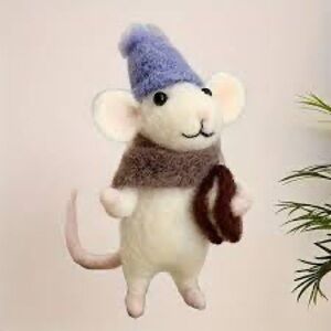 Beginner’s Needle Mouse Felting Kit